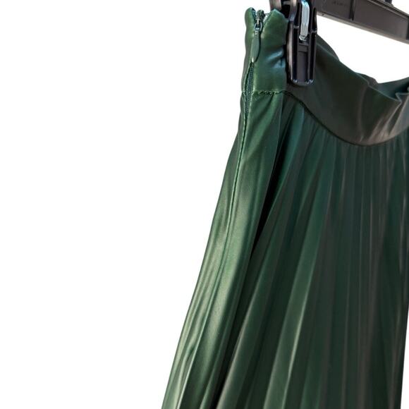 Zara Midi Skirt Womens XS Green High Rise Faux Leather Flare Pleated Minimalist - Picture 5 of 7